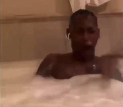 She went full spin cycle! 🤣