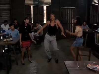 mis vecinos pusieron agrupacion marilyn y estoy así