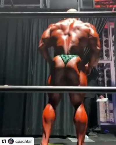 Big Ramy back stage