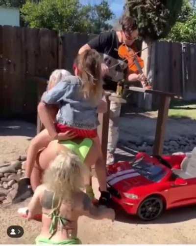 Snoop Dawg Smoke Squad