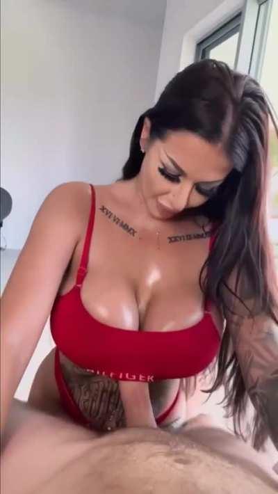 Angelique Noir titfuck