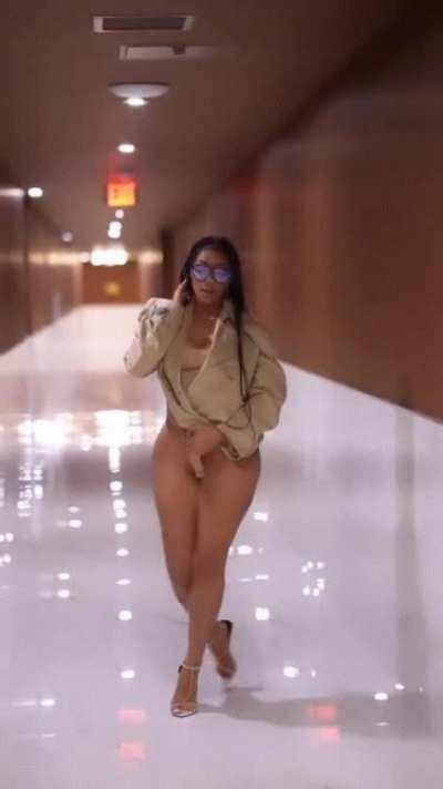 Pull 3m t0 the s!de b@by😋