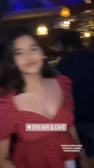 Slow it down to see meghnad boob jiggle in the dress...nikharika too shakes it a bit.