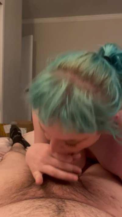 All cocks deserve good head