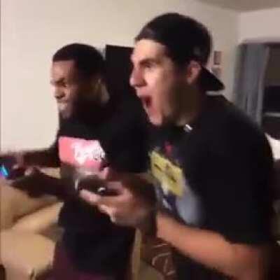 Cielos que opresor xd