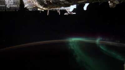 🔥 The Dancing Aurora as viewed from International Space Station (ISS) during the Horizon mission (time lapsed )