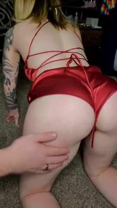 [M] + [f] Leashed spanking and fondling