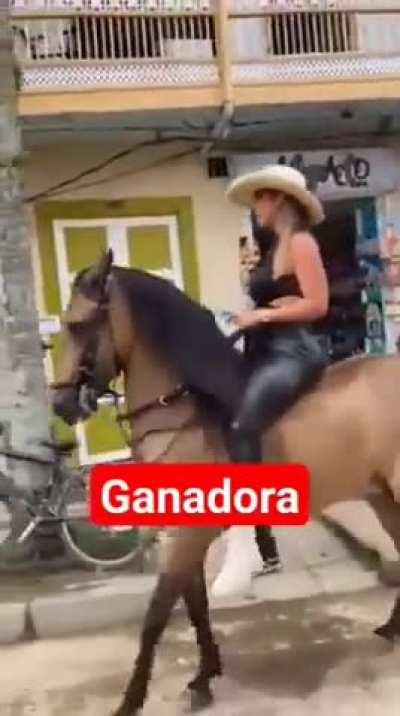 Mexican tradition, la cabalgata.