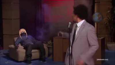 The correct reaction to being spooked in any Half Life game