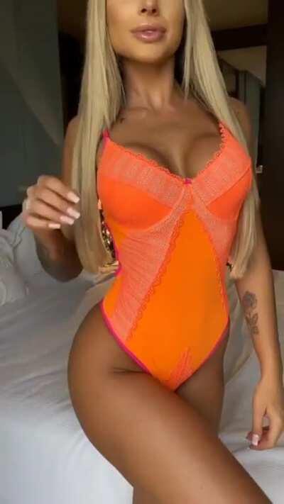 Letícia Longati @leticialongati