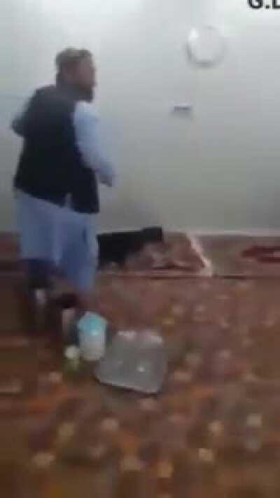 Pakistanis humor level...