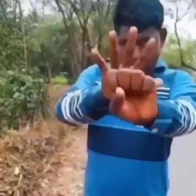 This Optical Illusion with Hands