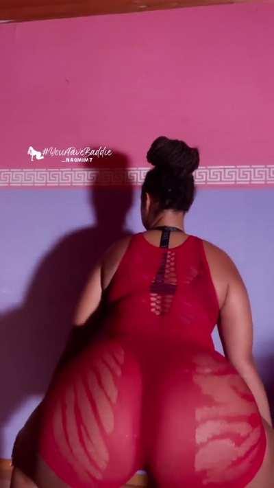 Heavy 🔥 @_naomimt