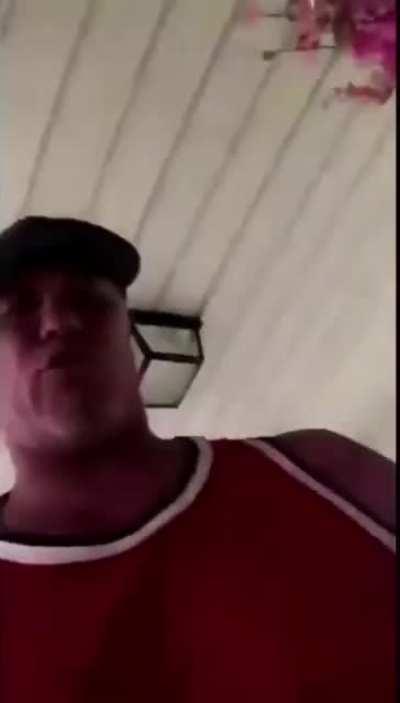 How to remove a wasp nest