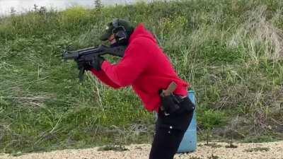 Mag dumping with the MP5 A2