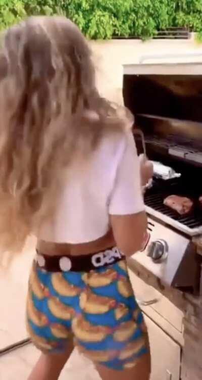 Soft Jiggly Cheeks (FAP edit)