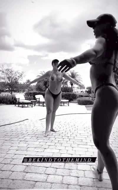 Nicole mejia ass slowmo