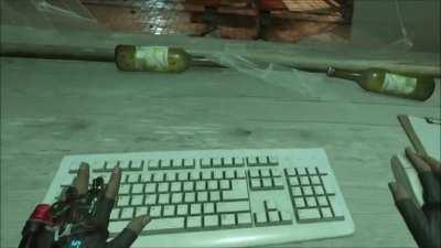 Playing Half-Life: Alyx Mouse & Keyboard!
