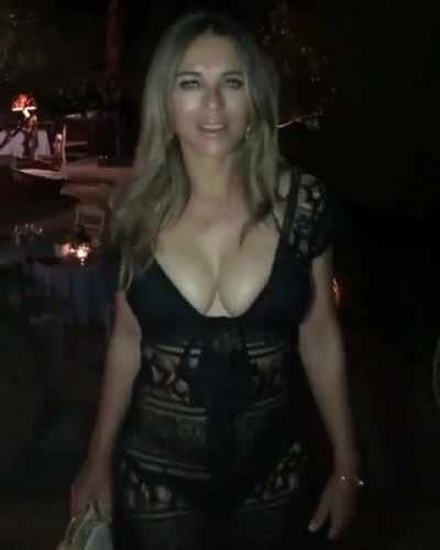 Elizabeth Hurley 