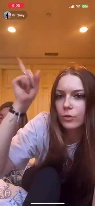 Live tiktok beautiful smooth long soles