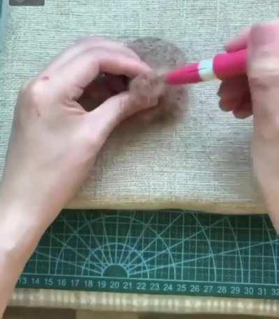 Pelúcia feita de pelo de cachorro