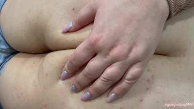 Huge Fat Ass Farting Naked Close-up