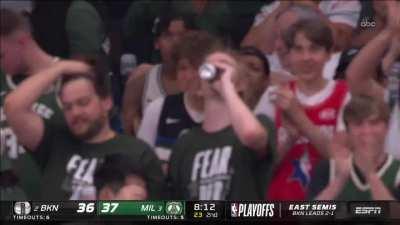 [Highlight] Tucker triple and Giannis coast to coast dunk caps 12-0 Bucks run to take the lead