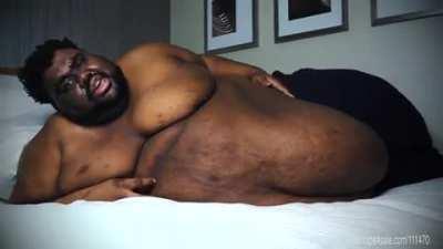 leviathan , 7ft 10 , 800 lbs , creating gas.