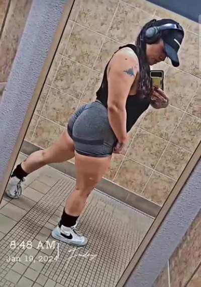 what would you rate my booty? you can be honest🙃