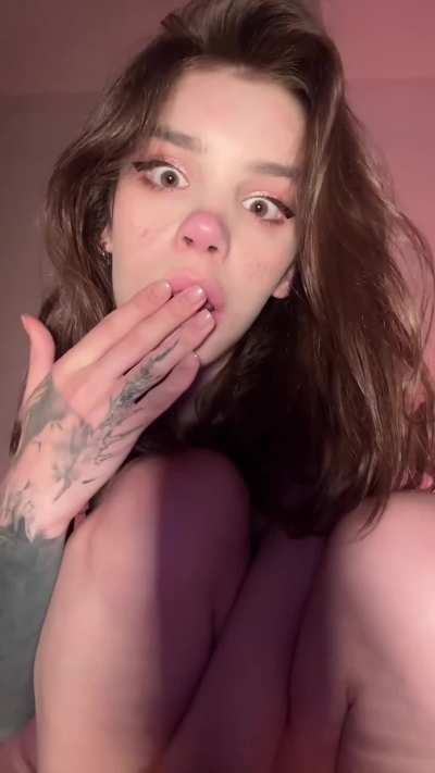 I feel the sky melt into romantic glow when sweet warmth fills every corner of my soul