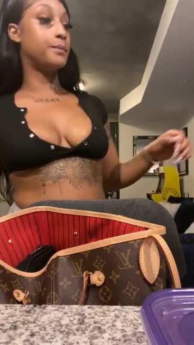 Mizz Twerksum stepped her angle game up to MAXIMUM EFFORT