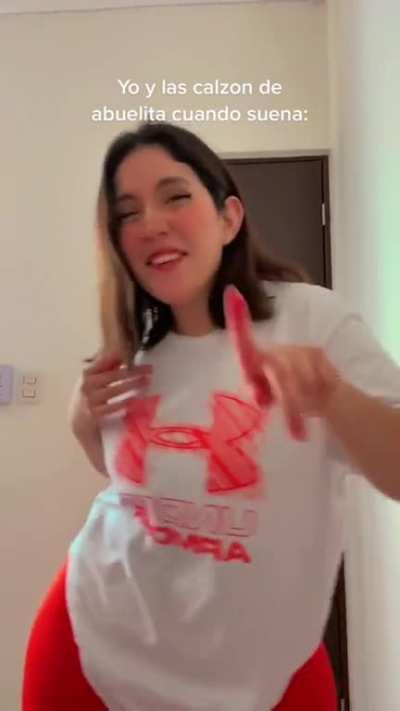 i bet even grandma panties look like thongs in that huge booty 🤤