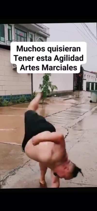 Not gonna hate on this job - his shoes though 