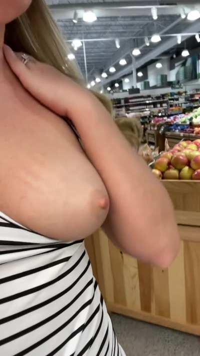 It’s such a big turn on for me when they’re so close to my naked body…