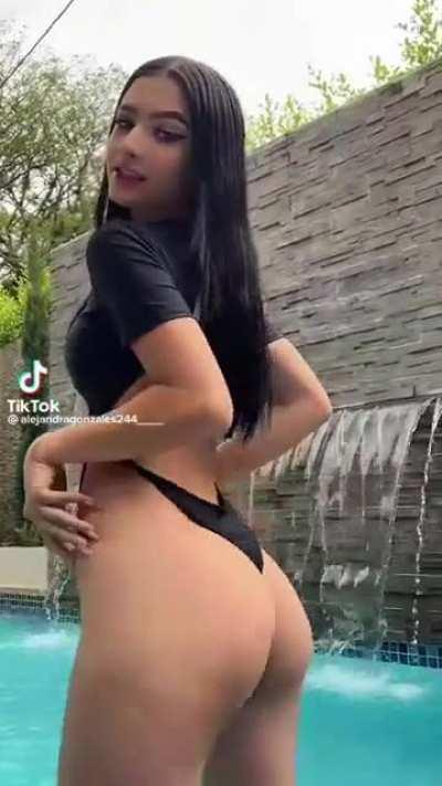 Water Feature 💦 [alejandragonzales244___]