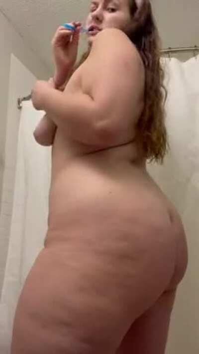 For the haters saying I shouldn’t be naked on here... I don’t care 💛