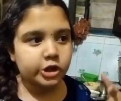 She is more mumma than mumma Herself😂..!