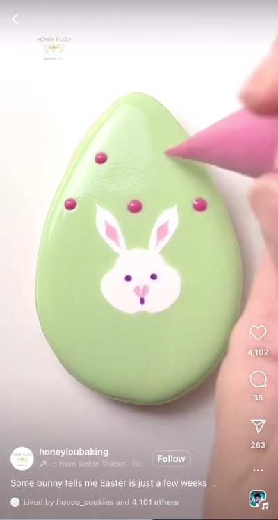 Easter bunny cookie