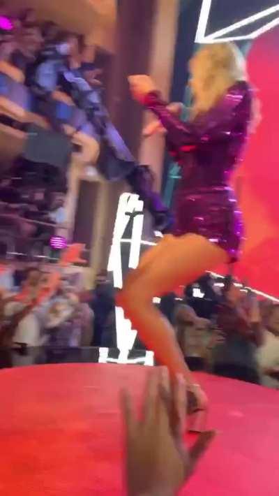 The front row always delivers!