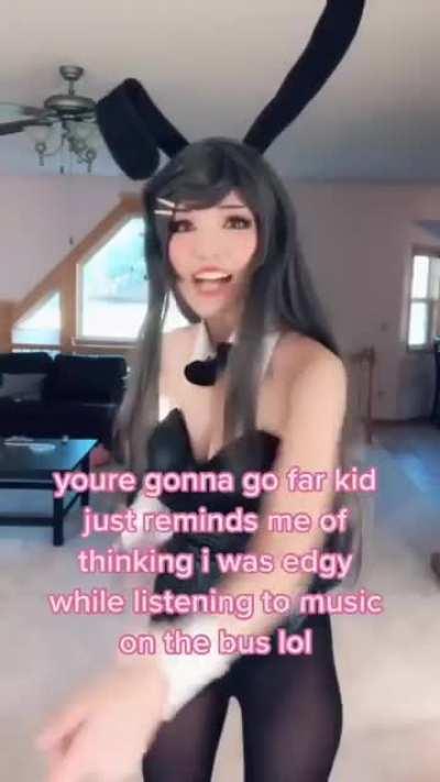 3 mins of every Emiru bunny girl clip I could find