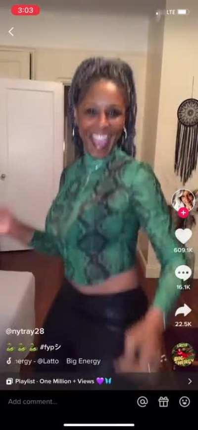 No words cannot express how fine she is