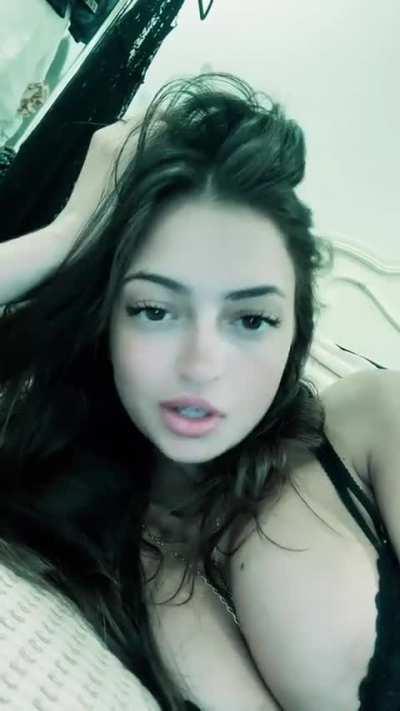 Look at them 🍈🍈