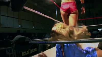 Reby Sky was more focused on showing off her ass than trying not to lose