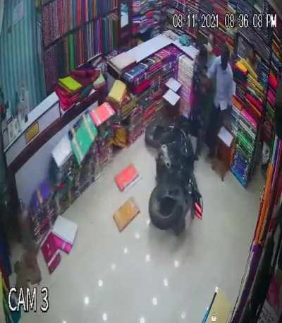 Tu jefecita diciéndote que si no llegas a una hora te va a meter la chinga de tu vida.