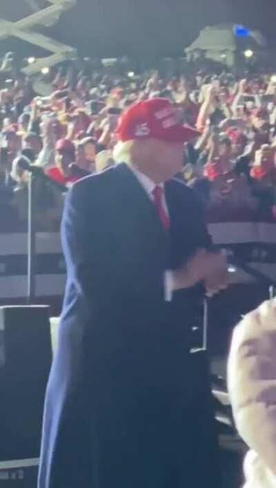 Trump dancing after 5th rally on Sunday