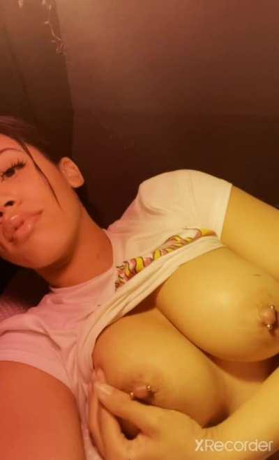 Would you smash her?