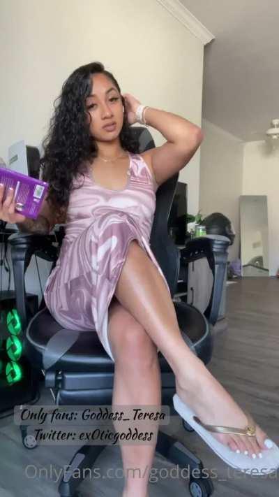 Latina goddess 😵‍💫👅👣