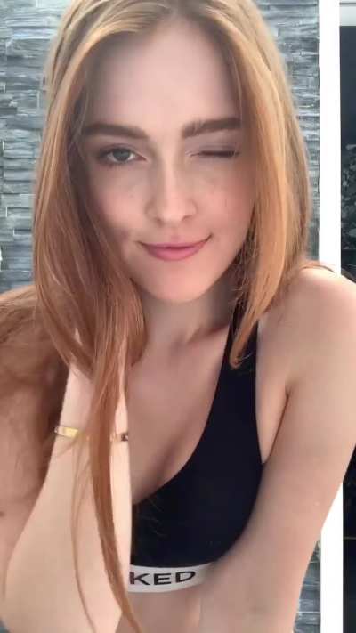 Her clothes alone are enough to get whitebois hard