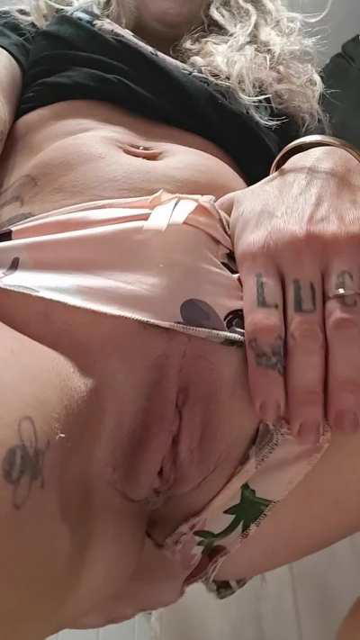 My lil bee is never left thirsty