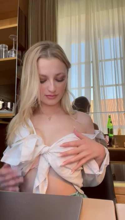 I suck at starting conversations, You wanna try? [BA]